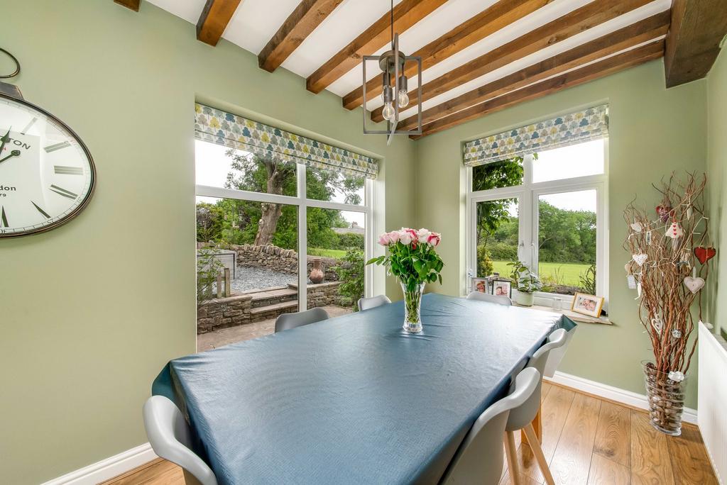 Open plan dining kitchen