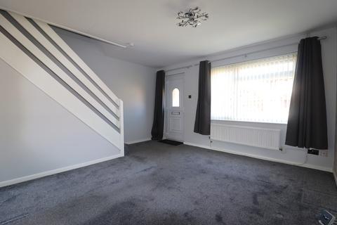 3 bedroom semi-detached house to rent, Birling Close, Nottingham NG6