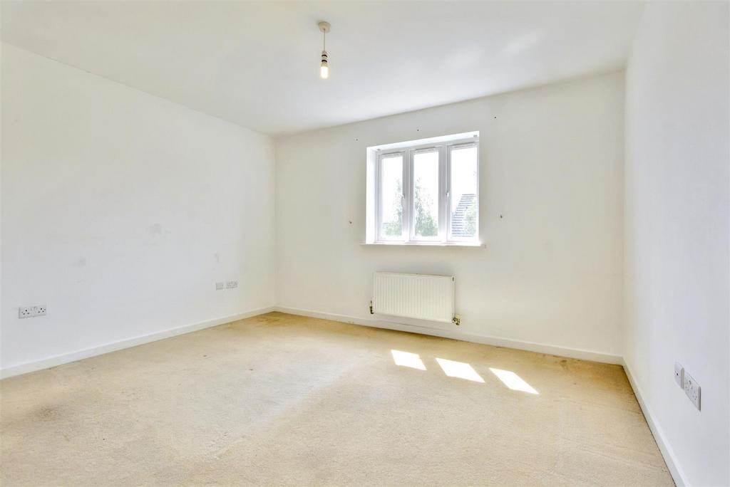 Bedroom 1 1.jpeg