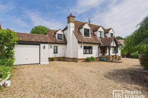 Glenwood Green Lane, Little Burstead, Billericay, CM12 9TT
