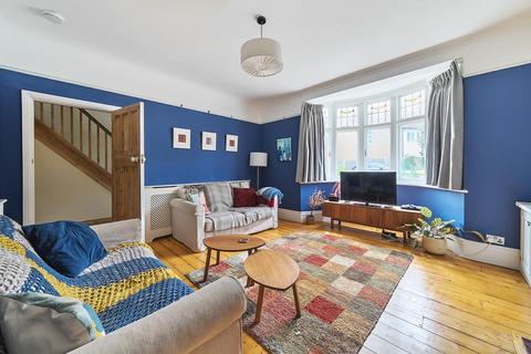 4 Casslee Road, London, SE6 4XH