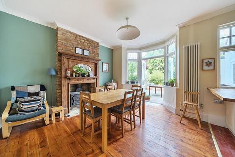 4 Casslee Road, London, SE6 4XH