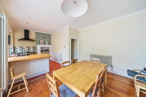4 Casslee Road, London, SE6 4XH