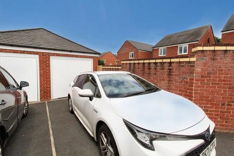 3 bedroom detached house for sale, Ffordd Dewi, Oakenholt, CH6
