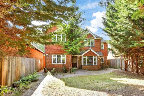 undefined, Maidstone Road, Chatham, Kent
