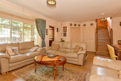 undefined, Maidstone Road, Chatham, Kent