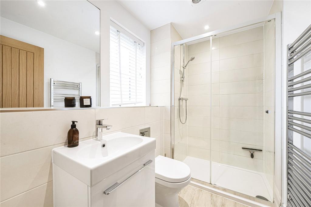 Bedroom One En Suite