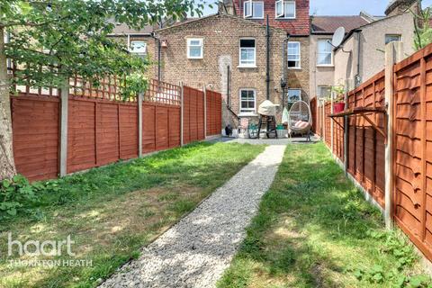68 Charnwood Road, London, SE25 6NU