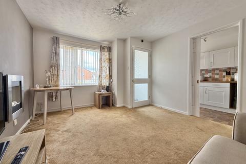 11 Deacon Close, Exeter, EX2 8FQ