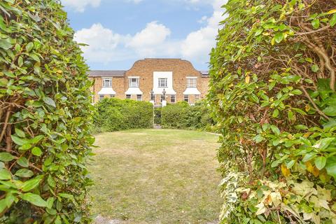 55 Sutton Square, London, E9 6EQ