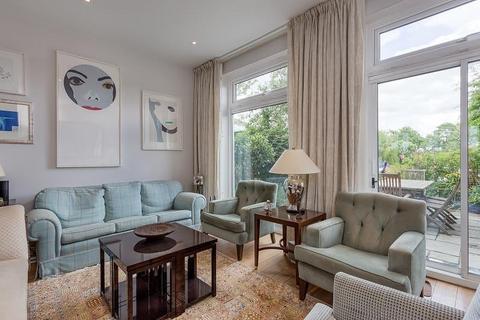 undefined, Chiswick Quay, Chiswick, W4