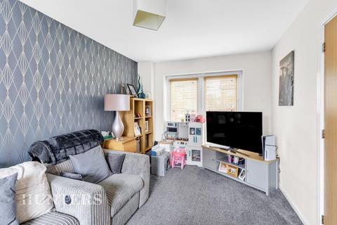 3 bedroom detached house for sale, Oak Close, Chadderton, Oldham