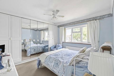 3 bedroom semi-detached house for sale, Montford Road, Sunbury-On-Thames TW16