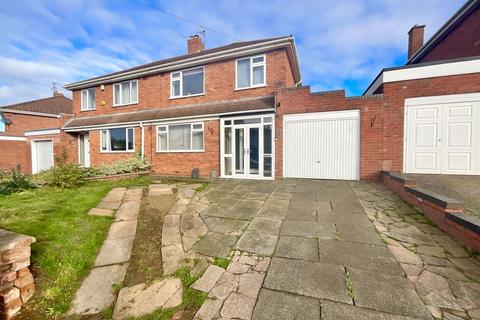 Cherry Orchard Avenue, Halesowen B63