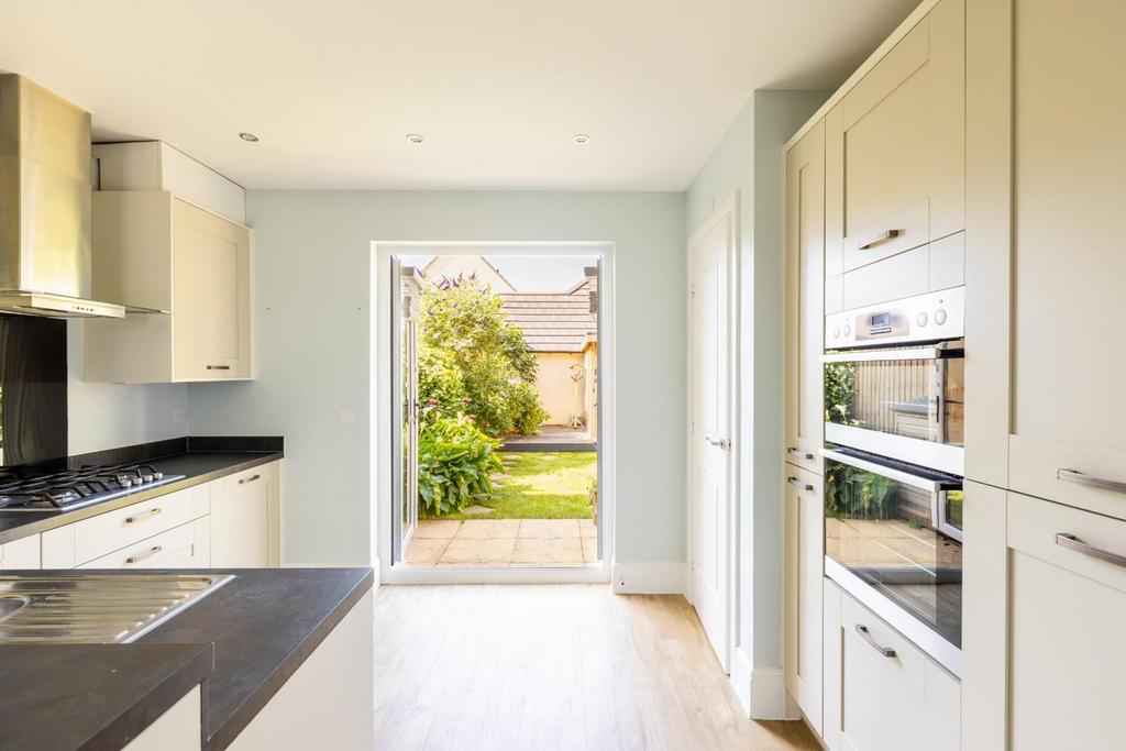 15 Packer Way, BS16-10.jpg