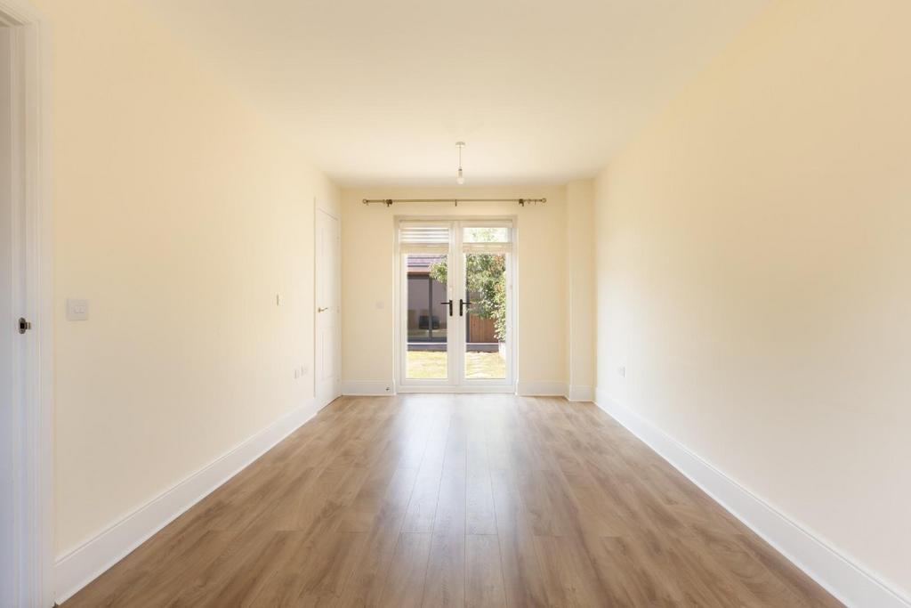 15 Packer Way, BS16-5.jpg