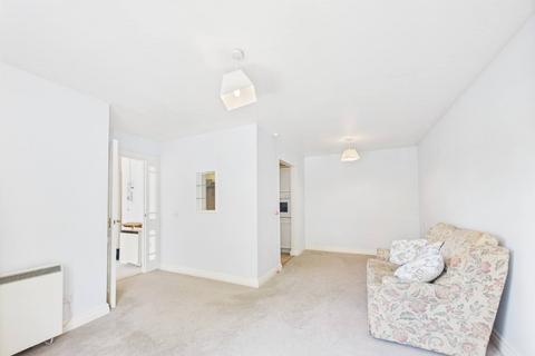 2 bedroom flat for sale, Taylors Field, Driffield, YO25 6FQ