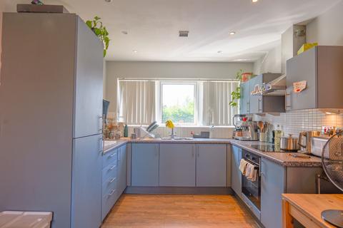2 bedroom flat for sale, Montmano Drive, Manchester M20