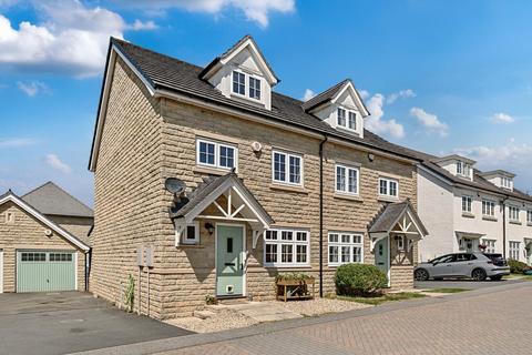 24 Mill Square, Horsforth, Leeds, LS18 4GJ