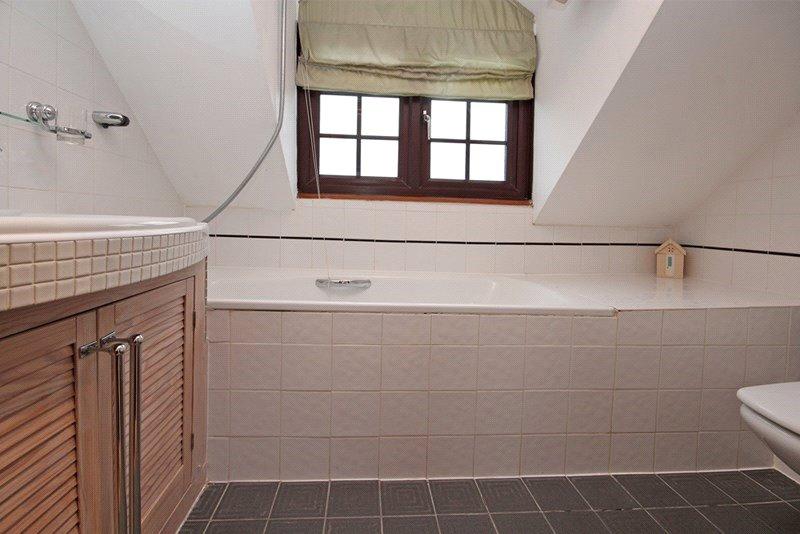 Modern bathroom