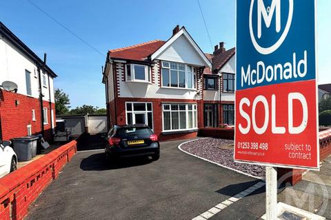 5 Guildford Avenue, Blackpool, FY2 9BG