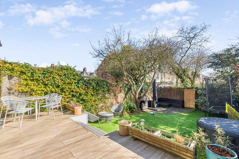 4 bedroom semi-detached house for sale, Aberdeen Road, London NW10