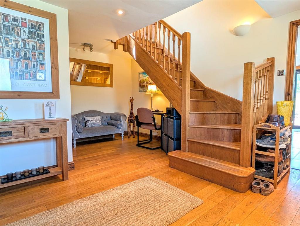 PXL 20250619 125533965.MP~2.jpg