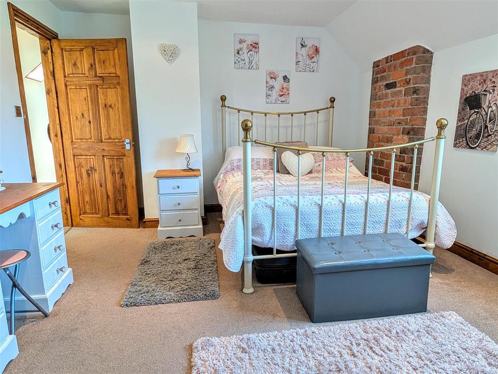 PXL 20250619 123857277.MP~2.jpg