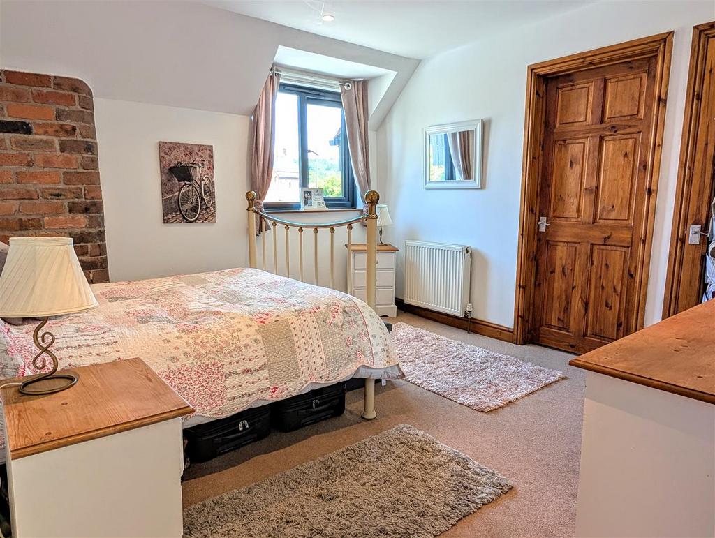 PXL 20250619 123929031.MP~2.jpg