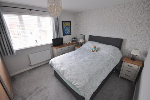 3 Cambridge Drive, Thorne, Doncaster, DN8 4FD
