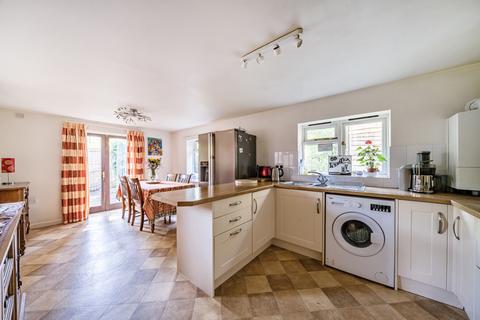 undefined, London Road, Kings Worthy, Winchester, Hampshire, SO23