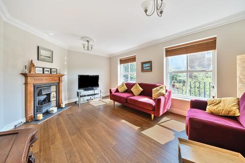 2 Regency Mews, Beckenham, BR3 5FG