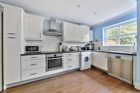 2 Regency Mews, Beckenham, BR3 5FG