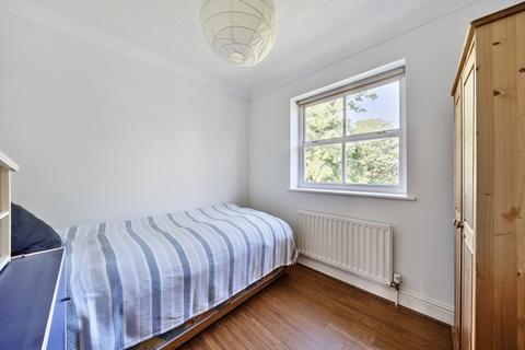 2 Regency Mews, Beckenham, BR3 5FG