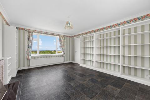 undefined, 17 Castle Walk, Ayr, KA7 4HH