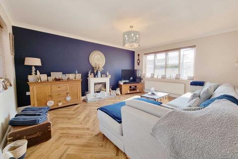 4 bedroom detached house for sale, Ruskington NG34