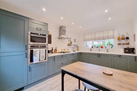 4 bedroom detached house for sale, Ruskington NG34