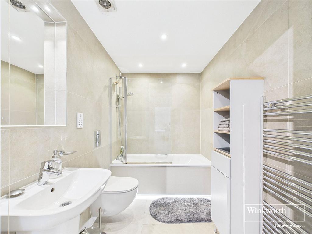 Main Bathroom