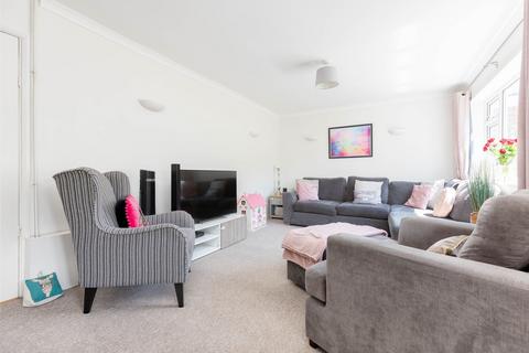 3 bedroom terraced house for sale, Dalton Way, Hitchin SG4