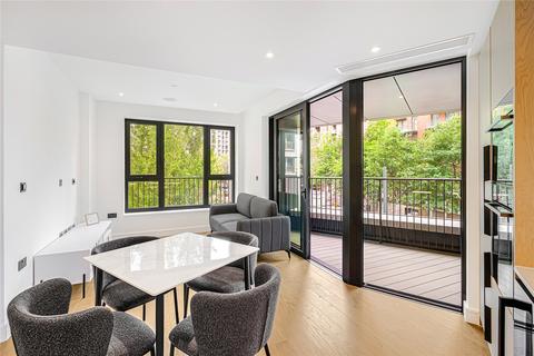 1 bedroom apartment to rent, Linear Place, London Square, SW11