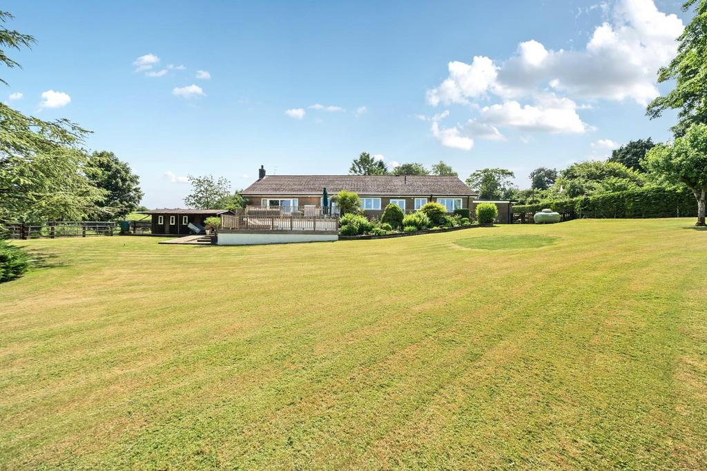 REAR OF THE PROPERTY.jpg