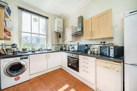 1 bedroom flat for sale, Trinity Crescent, London SW17