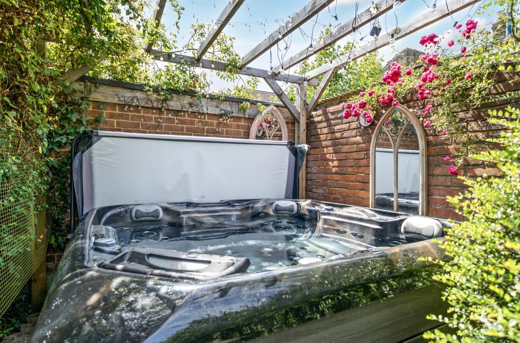 105950b0-1e1f-4f4...