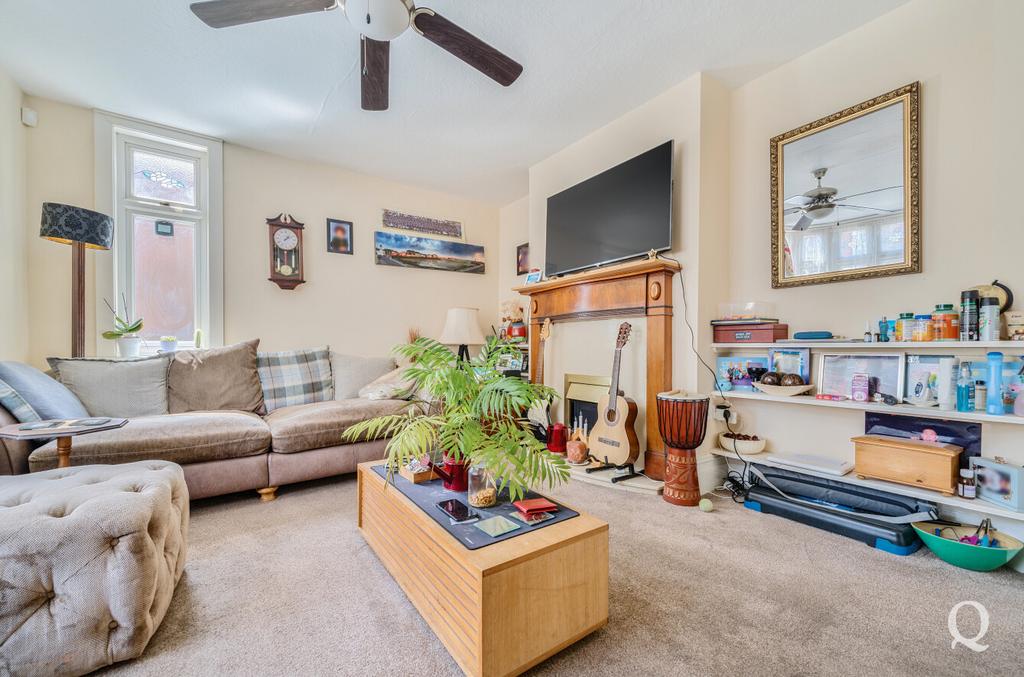 Fef48634-b2a7-4ad...