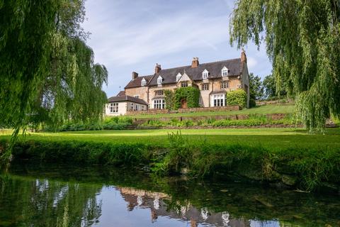 6 bedroom detached house for sale, Combrook, Warwick, Warwickshire, CV35