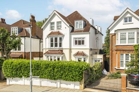 Lytton Grove, London SW15