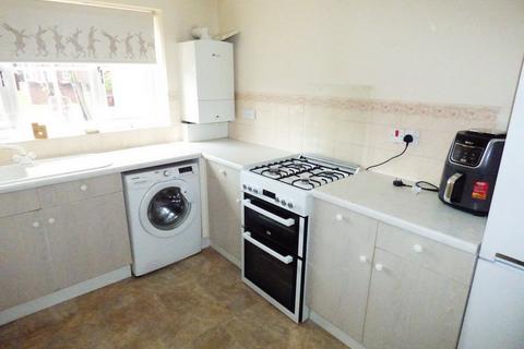 1 bedroom flat for sale, Wensleydale Drive, Leeds LS12