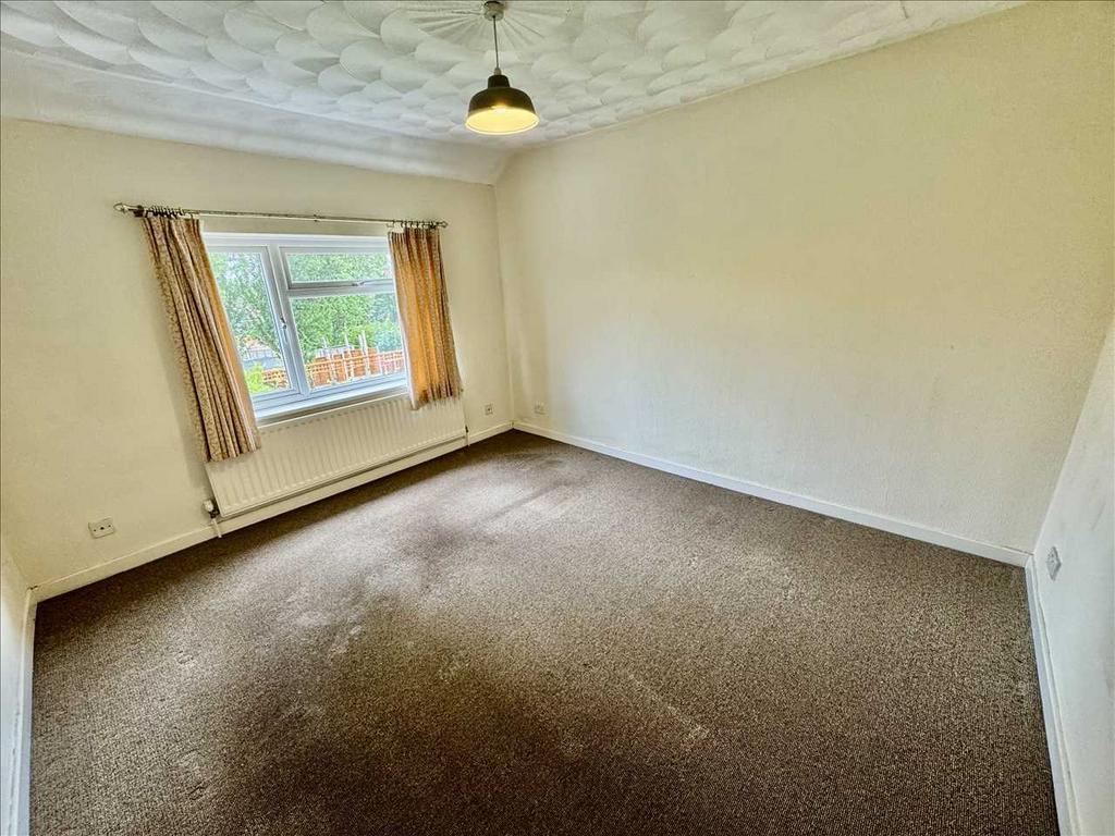 BEDROOM  2  (Rear)