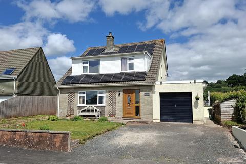 11 Groesffordd Park, Groesffordd, Brecon, Powys.