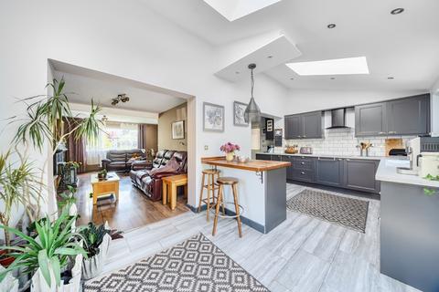 4 bedroom detached house for sale, Compton Street, Somerton TA11